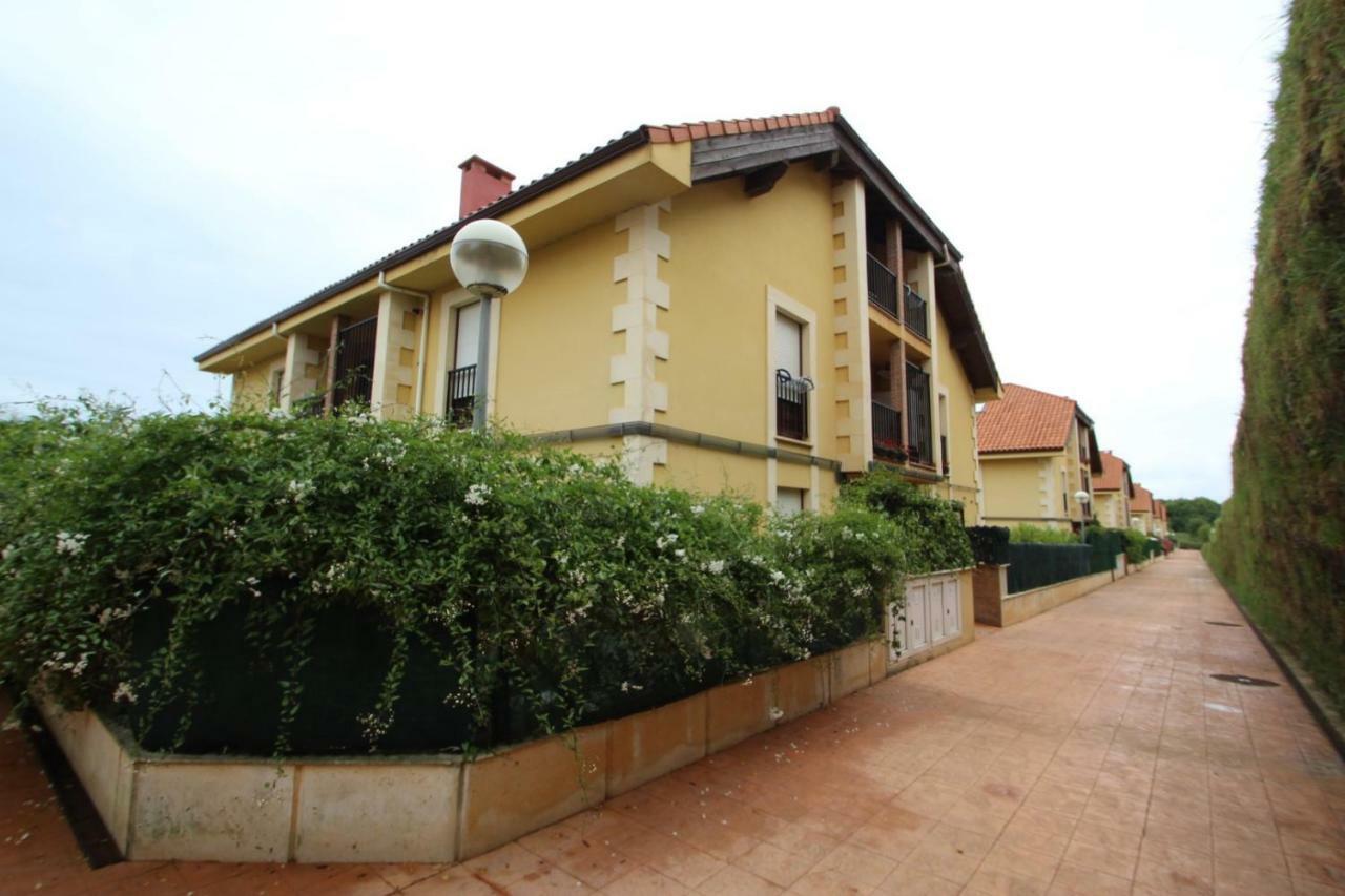 Urbanizacion Lagos Azules Apartamento Comillas Zewnętrze zdjęcie